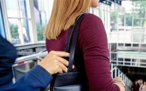 How to avoid becoming a pickpocket victim
